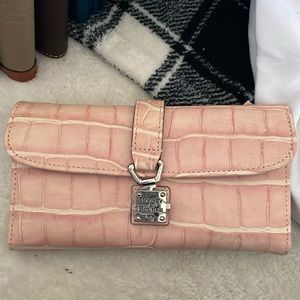 Cool Pink Faux Alligator Skin DOONEY & BOURKE Tri-Fold Wallet